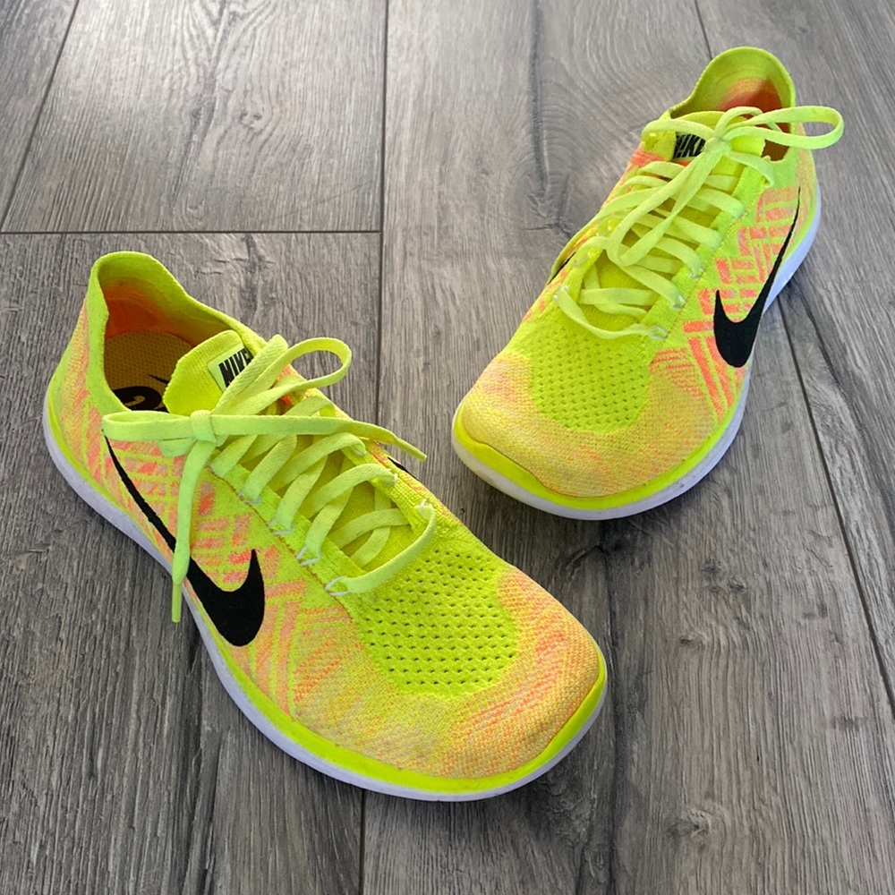 Rare!! Nike Free 4.0 Flyknit running shoes 8.5 - Like New